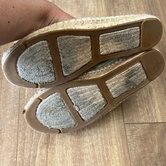 Tory Burch Green Beige Striped Espadrille Flats Shoes Size 7