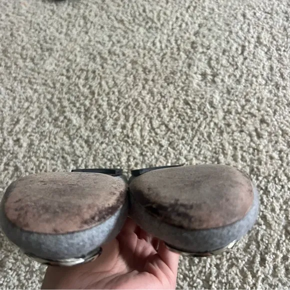 Tory Burch grey flats