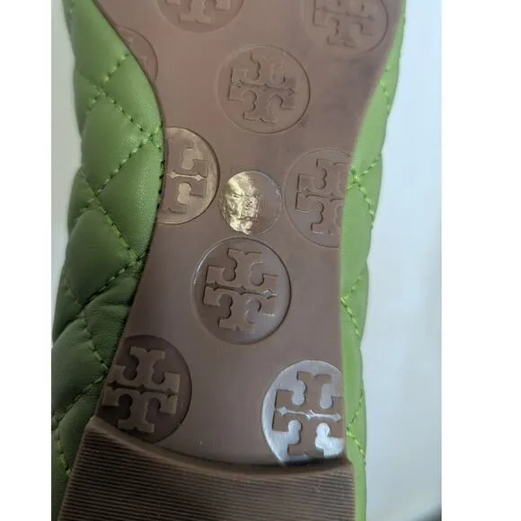 Tory Burch leather Reva Quinn Green Quilted flats gold logo medallion size 7