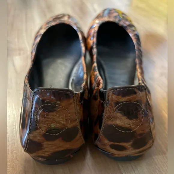 TORY BURCH Leopard Print Ballet Flats - Size 8