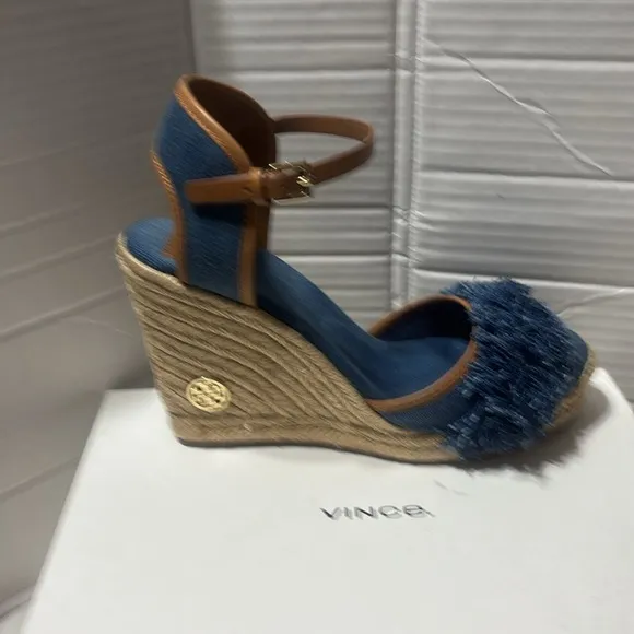 Tory Burch Shaw denim espadrilles. EUC