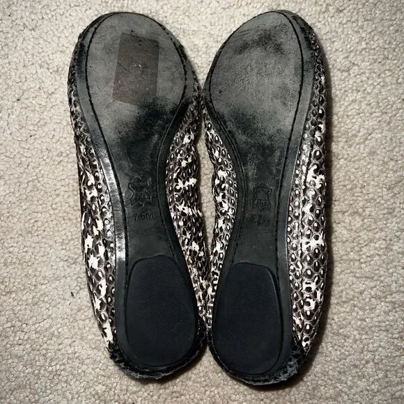 Tory Burch Snake Cap Toe Flats Size 7.5