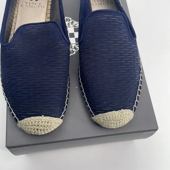 UEC Vince Camuto Navy blue leather flat loafer style espadrilles in box size 7