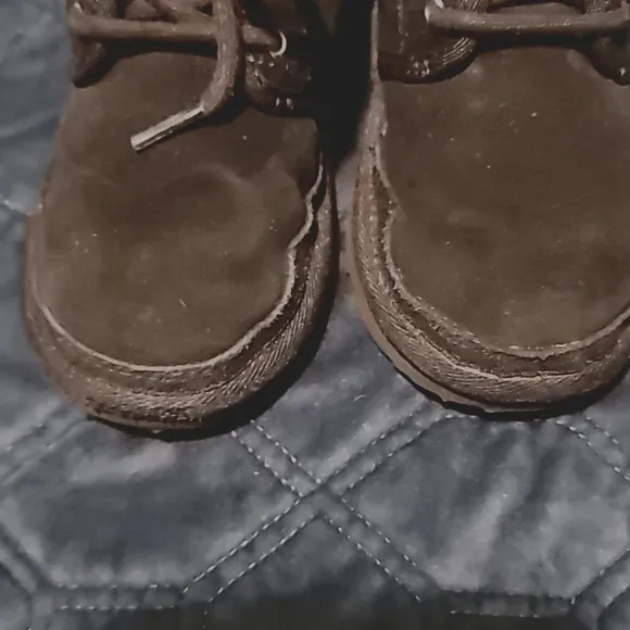UGG boys Neumel boots