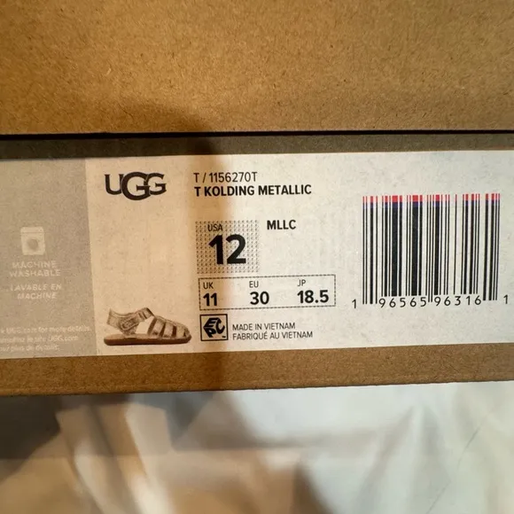 UGG girls sandals