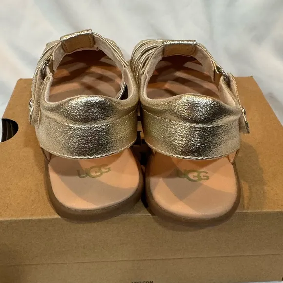 UGG girls sandals