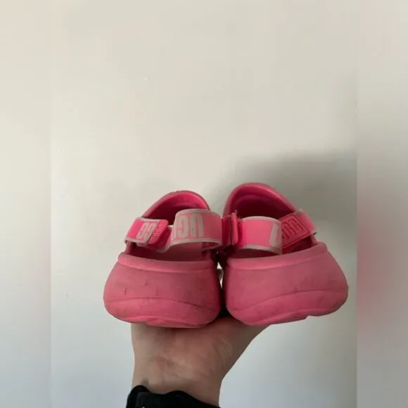 Ugg Sport Yeah Sandals