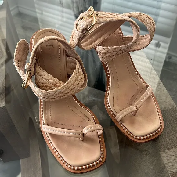 Ulla Johnson Lydia Natural Raffia Ankle Wrap Sandals, Size 40 $525 EXCELLENT!