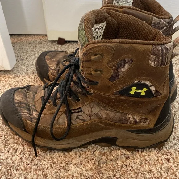 Under Armour Bozeman boots
