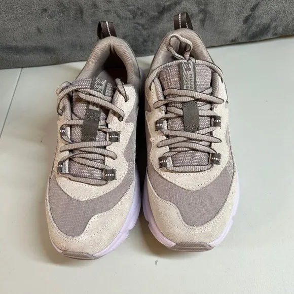 Under Armour Charged Verssert 2 Athletic Running Shoes Beige Purple‎ Womens 7