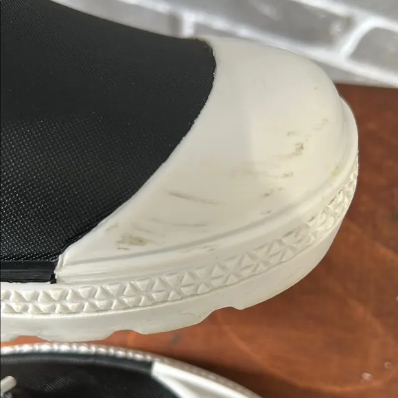 Undercover Black and White Rainker High-Top Boot Womens Size 8
