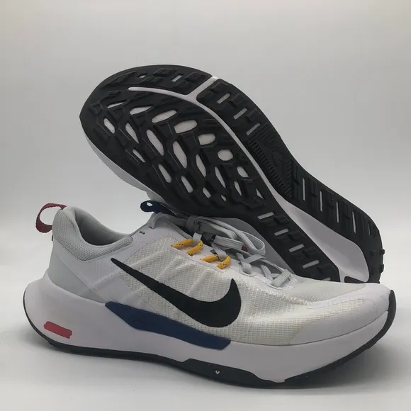 USED Nike Mens Juniper Trail 2 White Hiking Shoes Size 11.5 DM0822-104