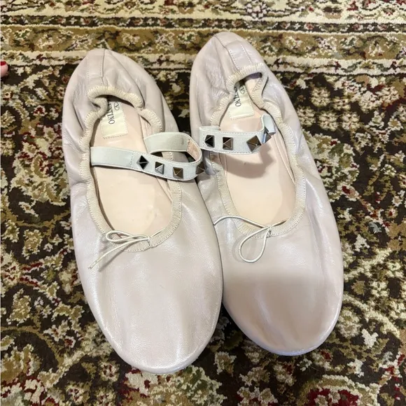 Valentino pale nude spiked ballet flats