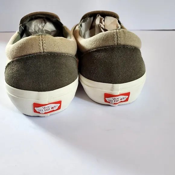 Vans Green and White Slip-On Loafers Ultra Cush Size Men's 10.5