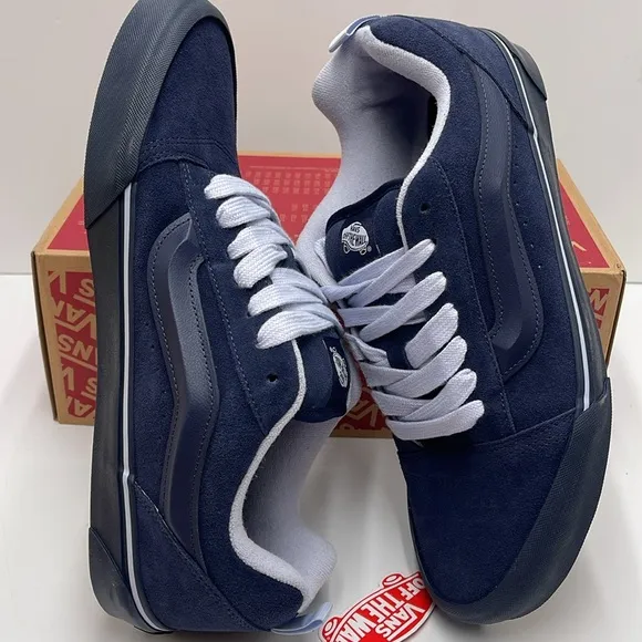 Vans Men’s Knu Skool Utility Mono NavyVN0009QCBX9 Sneakers
