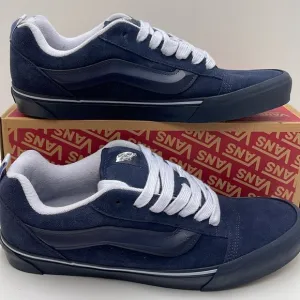Vans Men’s Knu Skool Utility Mono NavyVN0009QCBX9 Sneakers