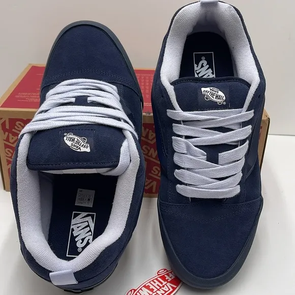 Vans Men’s Knu Skool Utility Mono NavyVN0009QCBX9 Sneakers