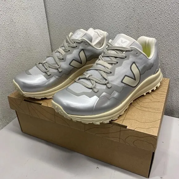 Veja Fitz Roy Light Trek Shell Sneakers – Men’s Size 7 – Grey – Open Box