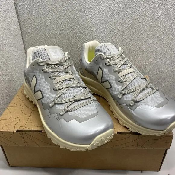 Veja Fitz Roy Light Trek Shell Sneakers – Men’s Size 7 – Grey – Open Box