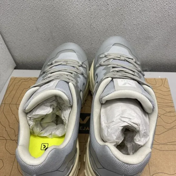 Veja Fitz Roy Light Trek Shell Sneakers – Men’s Size 7 – Grey – Open Box