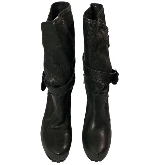 Vera Wang Lavender platform lugged high heel strap around boots sz 5