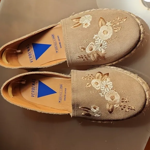 Verbenas Embroidered Espadrilles Flats CarmenWomen's Embroidered Tan Espadrilles