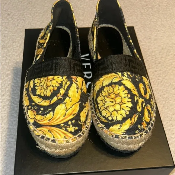 Versace kids Black and Yellow Espadrilles size 13