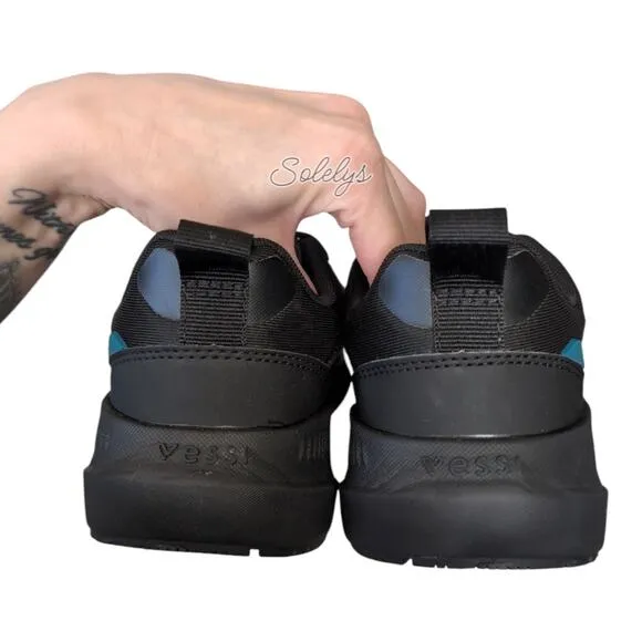 Vessi Tidal Black on Black Dyma-Tex Waterproof Vegan Lace Up Sneaker Womens 8.5