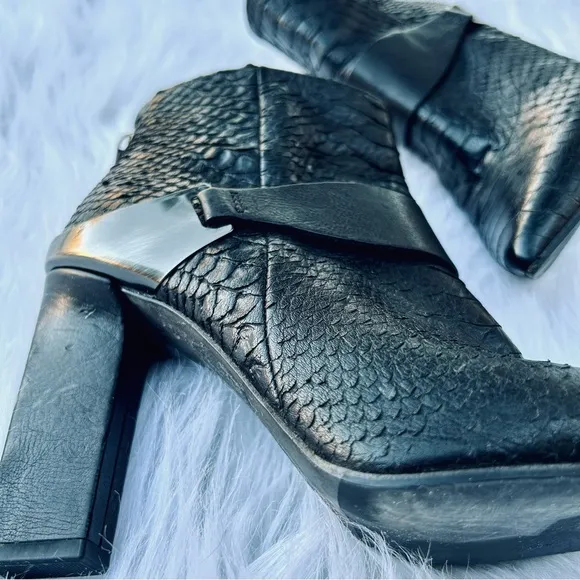 VIC MATIE Italian Leather Snakeskin High Heeled Boots