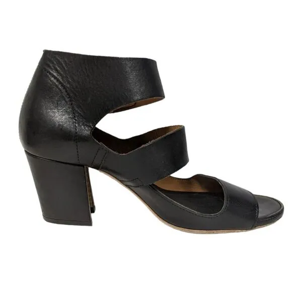 VIC MATIE Strapped Ankle Wrap Heeled Sandals 37