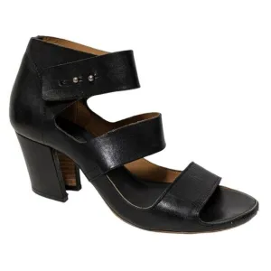VIC MATIE Strapped Ankle Wrap Heeled Sandals 37