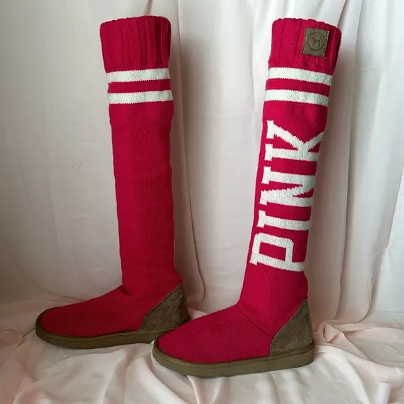 Victoria’s Secret Pink &amp; White Mukluk Cable Knit Sweater Boots Slippers Size 7/8