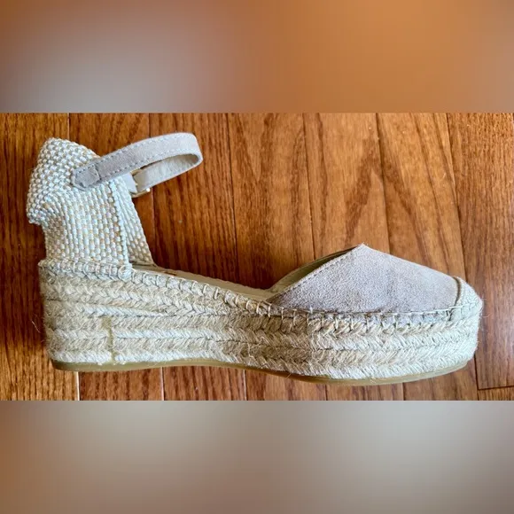 Vidorreta Women's Natural Espadrilles Textile Fibers Beige wedge Sandals size39