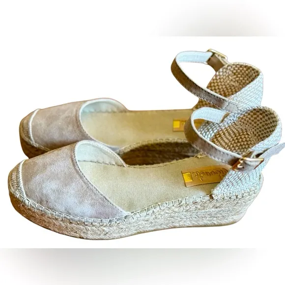 Vidorreta Women's Natural Espadrilles Textile Fibers Beige wedge Sandals size39