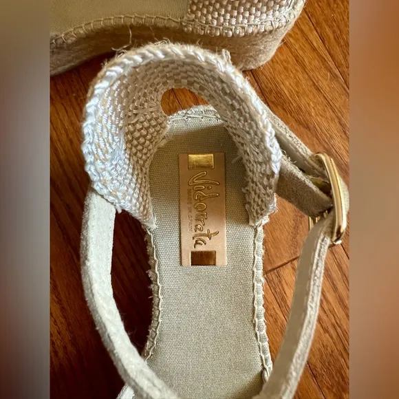 Vidorreta Women's Natural Espadrilles Textile Fibers Beige wedge Sandals size39