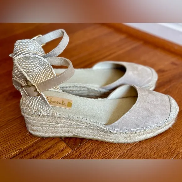 Vidorreta Women's Natural Espadrilles Textile Fibers Beige wedge Sandals size39