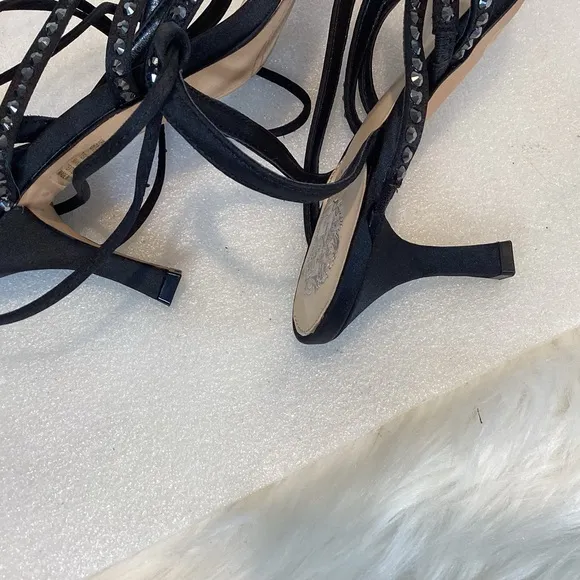 VINCE CAMUTO BLACK STUDDED GLADIATOR ANKLE  STRAP SANDALS SZ 6.5