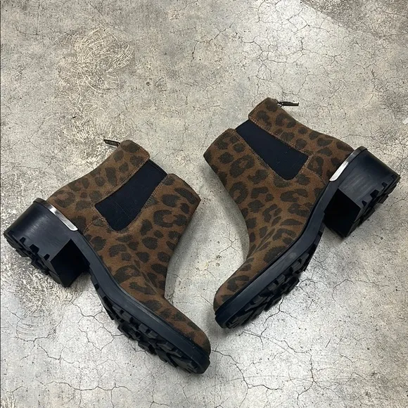 Vince Camuto Brown and Black Ankle Boots with Chelsea Style