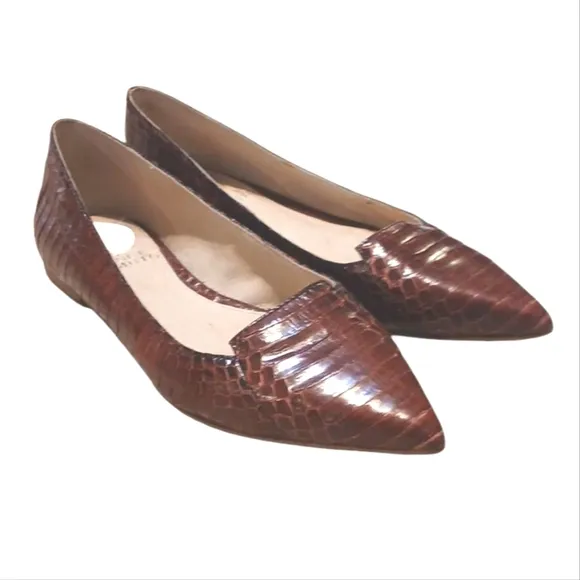 Vince Camuto Burgundy Red Crocodile Flats Women's Pointed Toe Leather Flats Sz 5
