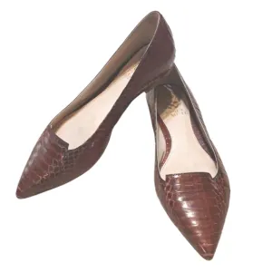 Vince Camuto Burgundy Red Crocodile Flats Women's Pointed Toe Leather Flats Sz 5