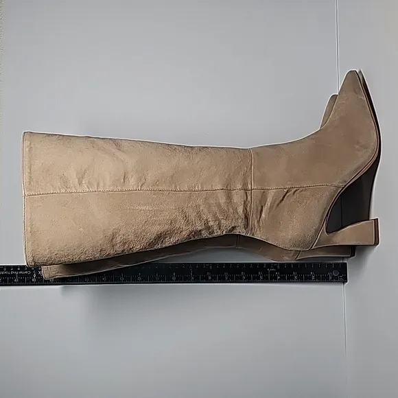 Vince Camuto Tressara Boots Knee-High Heeled Pointed Toe Side Zipper Suede 7.5