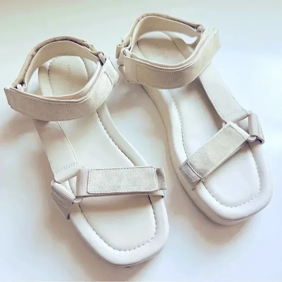 Vince Carver Flatform Sport Strap Sandals