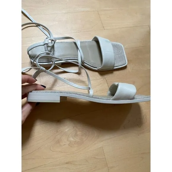 Vince Women's BNW)T Ivory &quot;Layla&quot; sandals sz 9.5 leather ankle wrap Flaw - stain