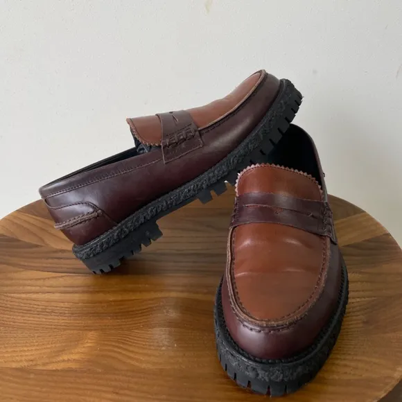 VINNY's Paname Two Tone Leather Penny Loafers
