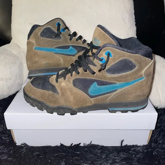 Vintage 1994 Nike Air ACG Caldera Hiking boots RARE