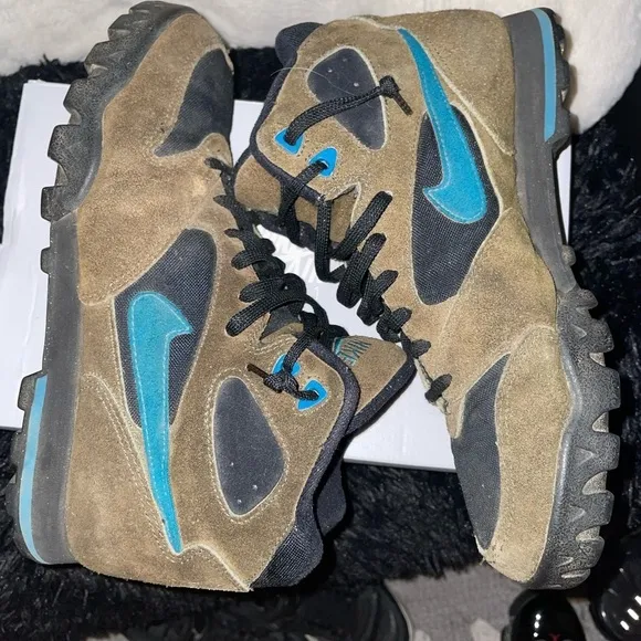 Vintage 1994 Nike Air ACG Caldera Hiking boots RARE
