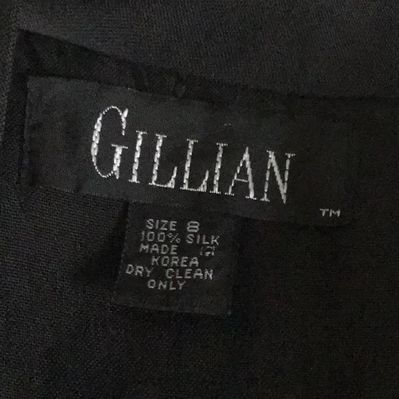 Vintage 90’s Gillian Black Silk Halter neck. Pleated skirt selfbelted dress 8