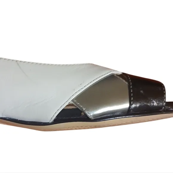 Vintage Amalfi Black and White Leather Flat Women's size 7