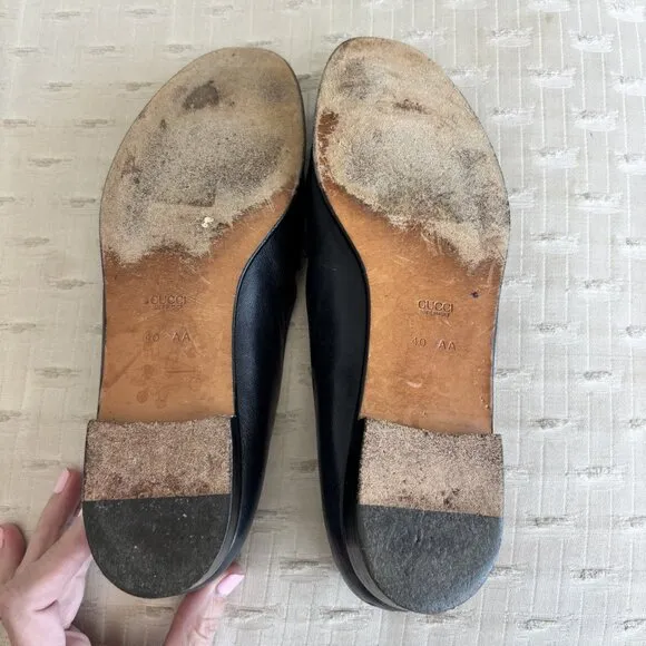 Vintage Gucci navy and white gold horsebit loafers
