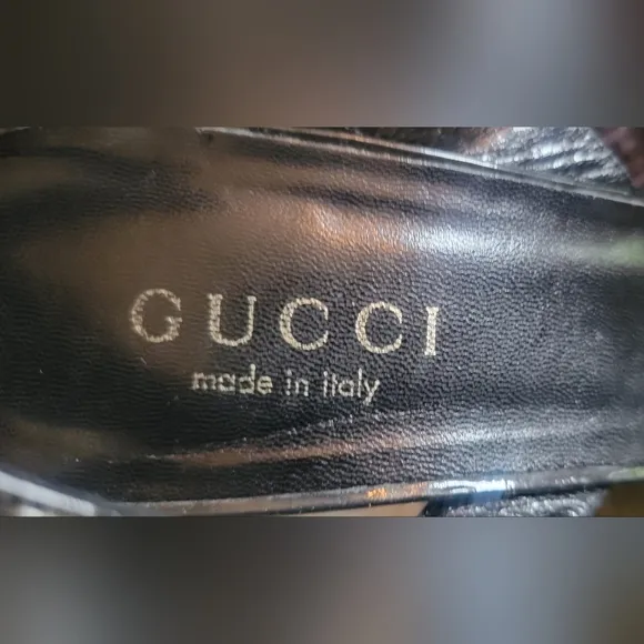 VINTAGE GUCCI TOM FORD BLACK PATENT LEATHER STRAPPY SANDALS 4&quot; HEELS 9B